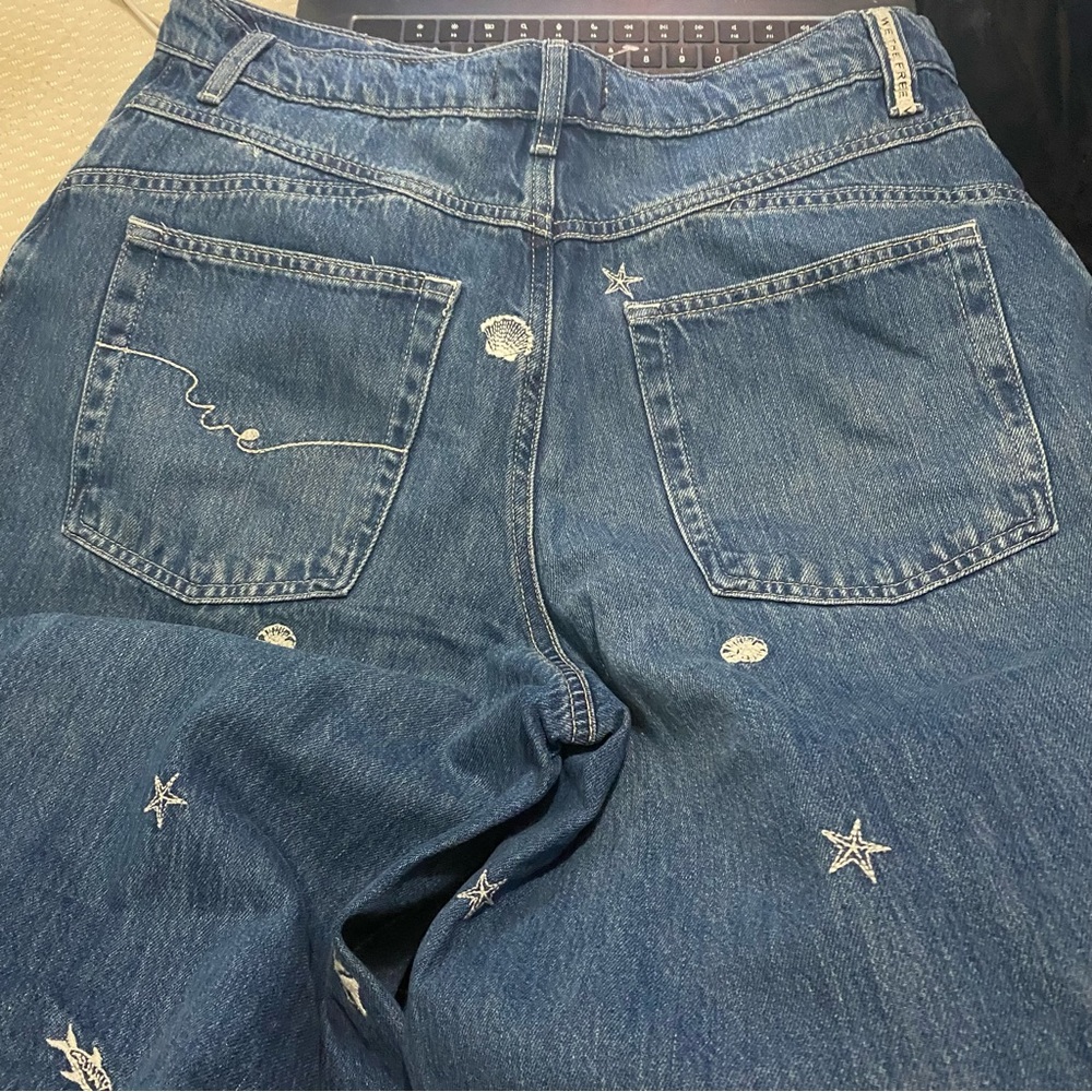 Free People Westward Denim Barrel Baggy Embroidered Jeans Shells Sea Seashell 31 - Picture 3 of 5